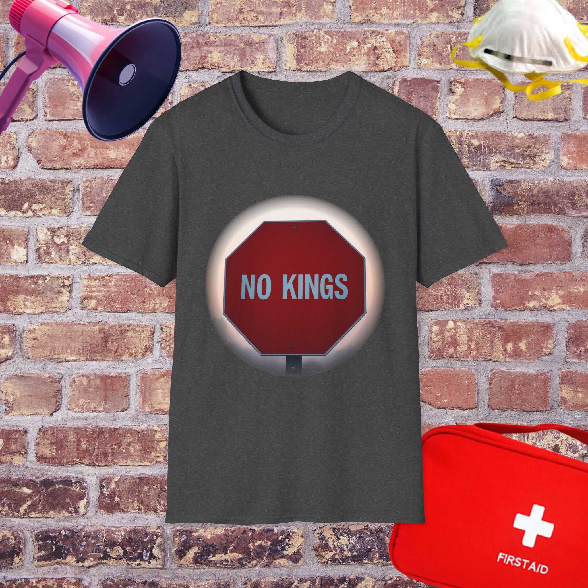 No Kings Stop Sign Graphic T-Shirt — Political Protest Streetwear Tee